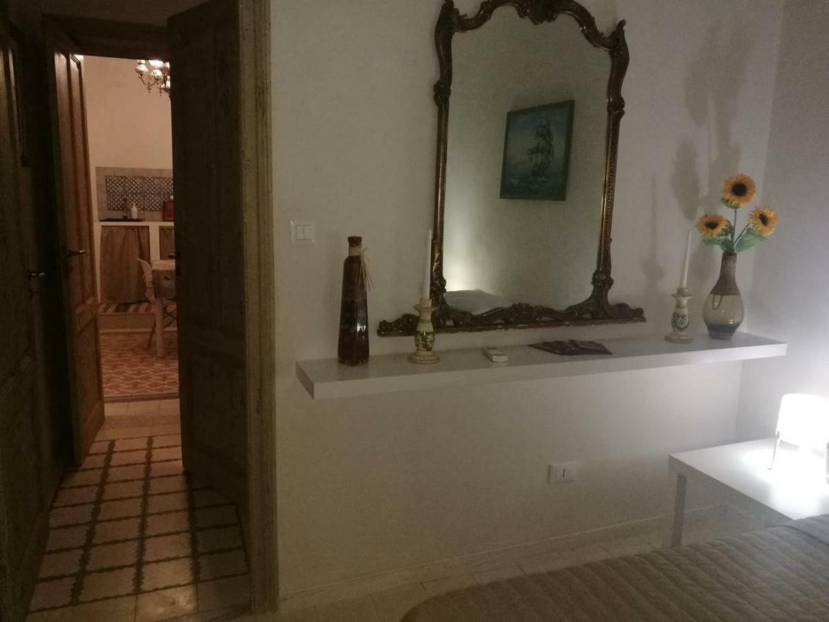 Apartamento A Due Passi Dal Porto Trapani Exterior foto